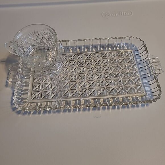 Anchor Hocking Snack Tray and Cup #3 - Picture 1 of 9